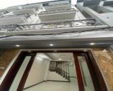 Khẳng định độc nhất Phụng Châu, Cực rộng. giá tốt. 48m2*4T. Ô Tô đỗ cổng: Giá 3,1x tỷ
