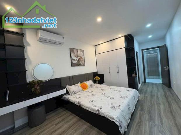 SIÊU PHẨM XUÂN LA TÂY HỒ - DT 38M * 5 TẦNG - THANG MÁY - KINH DOANH - Ô TÔ GIÁ 12.5 TỶ. - 2