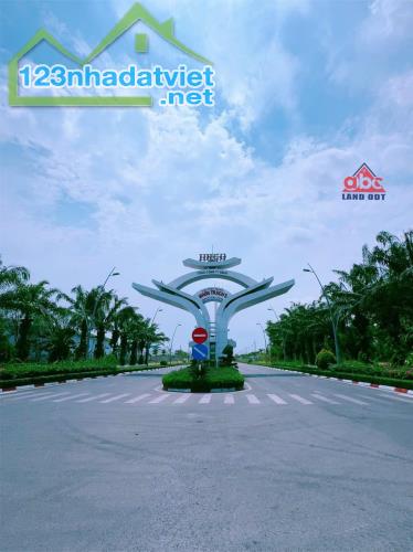 XT213 CHO THUÊ XƯỞNG 4000M2 KCN NHƠN TRẠCH GIÁ CHO THUÊ 5$/M2