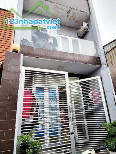 HẺM 5M Ô TÔ VÀO NHÀ - Sát MT Hoàng Trọng Mậu, Him Lam - GIÁ RẺ QUẬN 7