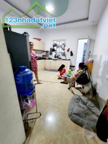 HẺM 5M Ô TÔ VÀO NHÀ - Sát MT Hoàng Trọng Mậu, Him Lam - GIÁ RẺ QUẬN 7 - 3