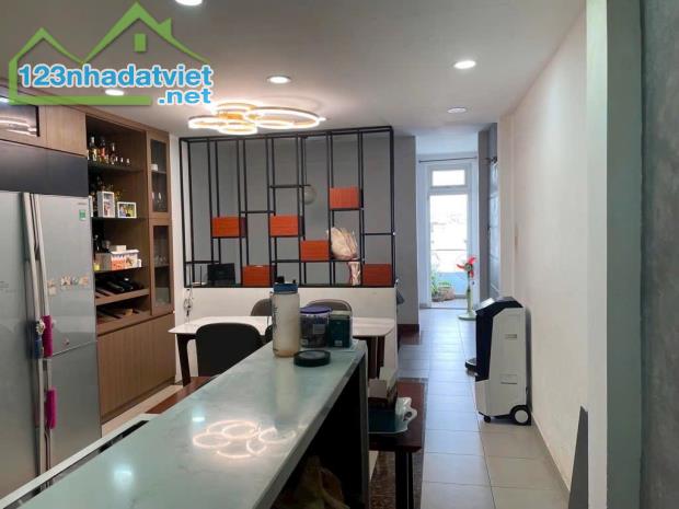 NHÀ ĐẸP 4 TẦNG-4Mx15m-THANG MÁY-Ô TÔ NÉ THÔNG-KHU DÂN CƯ VIP PHAN HUY ÍCH P15 TÂN BÌNH - 1