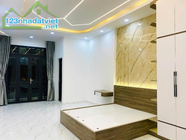 Mới! Nhà vuông HXT 2 tầng 83m² – Sát UBND Thạnh Lộc - 1