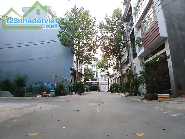 BÁN NHÀ 4 TẦNG, 58M2, NGÕ NGUYỄN DUY TRINH, QUẬN 9 - GIÁ 6.5 TỶ - SỔ HỒNG CHÍNH CHỦ - 1