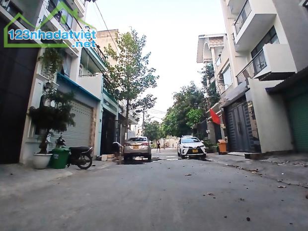 BÁN NHÀ 4 TẦNG, 58M2, NGÕ NGUYỄN DUY TRINH, QUẬN 9 - GIÁ 6.5 TỶ - SỔ HỒNG CHÍNH CHỦ