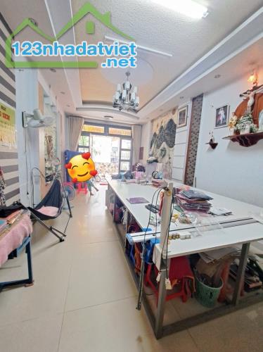 BÁN NHÀ 4 TẦNG, 65M2, NGUYỄN DU, GÒ VẤP - GIÁ 6.88 TỶ - SỔ HỒNG CHÍNH CHỦ - 2