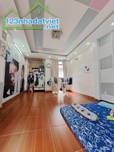 BÁN NHÀ 4 TẦNG, 65M2, NGUYỄN DU, GÒ VẤP - GIÁ 6.88 TỶ - SỔ HỒNG CHÍNH CHỦ - 1