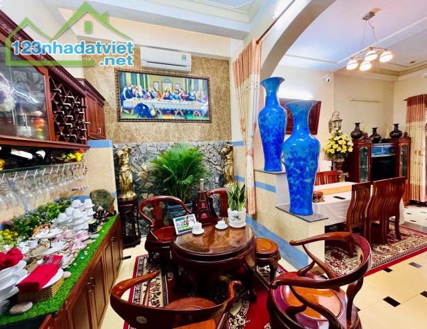 🔥 BÁN NHÀ 3 TẦNG BIỆT THỰ KIỂU THÁI HẺM TRẦN HƯNG ĐẠO - GẦN THÁP ĐÔI - LH: 0939 81 3696 - 3