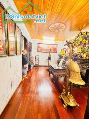 Bán nhà đẹp 5tầng ngõ ôtô phố Xuân La 35m2 mặt tiền 6m 7.9 tỷ Tây Hồ