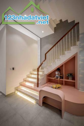 **Bán nhà mặt tiền phường 12, MT Sơn Hưng, Tân Bình; (4*14) 4 tầng - 7,3 tỷ - 1
