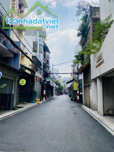 **Bán nhà mặt tiền phường 12, MT Sơn Hưng, Tân Bình; (4*14) 4 tầng - 7,3 tỷ