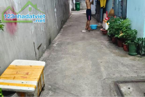 Nhà Bán, Vị Trí Đẹp, Ngay Chợ Tân Thới Nhất 08, Ngang 5.7m, Quận 12