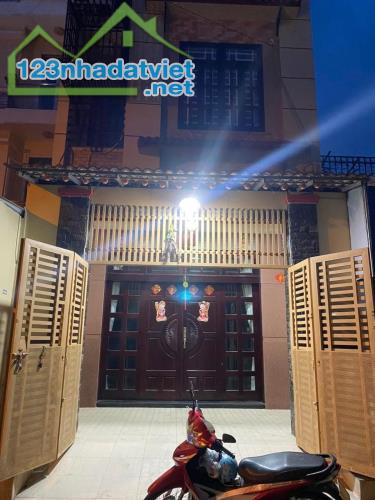 Bán nhà 4 tầng ngay PHAN VĂN HỚN P.Tân Thới Nhất Quận 12 chỉ 3tỷ900 - 5
