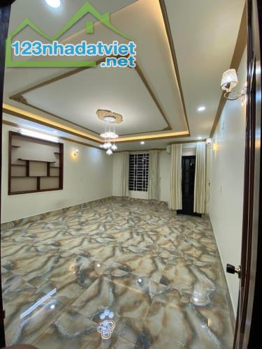 Bán nhà 4 tầng ngay PHAN VĂN HỚN P.Tân Thới Nhất Quận 12 chỉ 3tỷ900 - 2