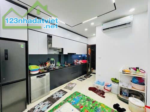 Siêu phẩm thang máy, ô tô đỗ cửa, gần hồ Bùi Xương Trạch 6 tầng 45m2 mới cho thuê, làm VP - 1