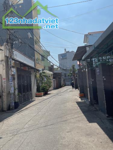 Trường Chinh-Nhà đẹp-SHR-Hẻm 4m, 2 tầng - Giá nhỉnh 3 tỷ, khu an ninh, thiết kế hiện đại. - 1