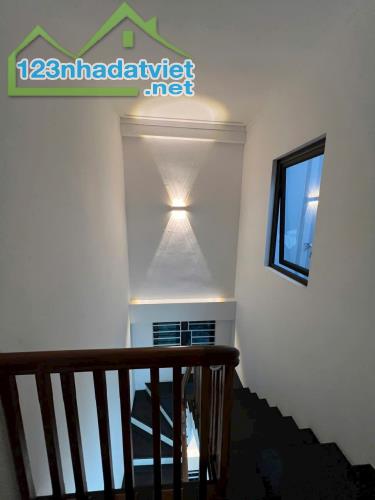BÁN NHÀ NGŨ HIỆP - OTO CON ĐỖ CỬA - GẦN CHỢ - 1