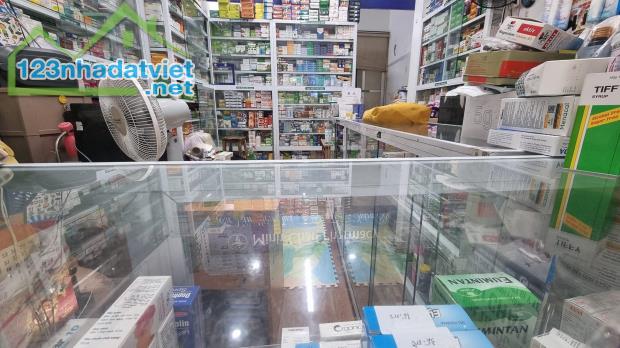 MẶT PHỐ TRUNG TÂM - VỈA HÈ RỘNG - KINH DOANH CỰC TỐT - SỔ ĐỎ ĐẸP - 4