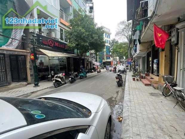 Nhà Trúc Bạch 90M2 15.5 Tỷ 3 Tầng Xây Building Cực Đẹp  1 Sổ 1 Chủ có Nóc