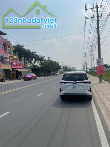 hiện em đang có 2 lô đất đẹp ở khu dân cư Phước Thiền- Nhơn Trạch -ĐồngNai