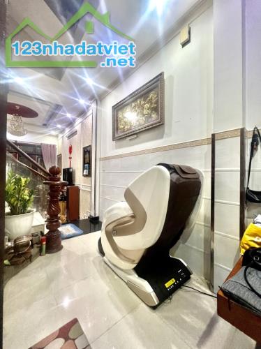 BÁN NHÀ NGUYỄN XÍ, P26, 4 TẦNG 65M2 - 4 PHÒNG NGỦ - SỔ HỒNG RIÊNG - 4