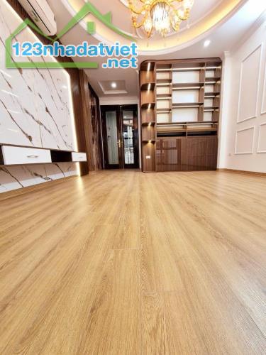 BÁN NHÀ PHÂN LÔ KIM ĐỒNG, Ô TÔ VỈA HÈ,7 TẦNG THANG MÁY, KINH DOANH, 50M2 GIÁ 21.X TỶ - 2
