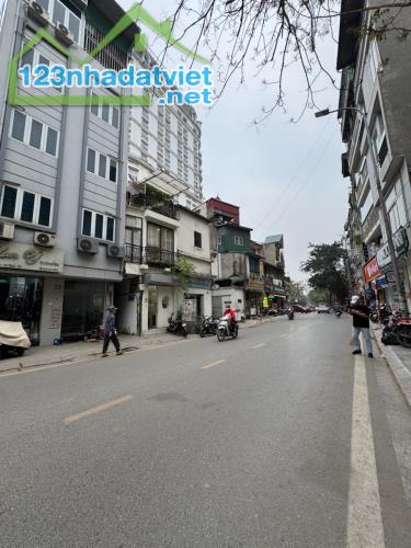 SIÊU PHẨM MẶT PHỐ ĐỘI CẤN KINH DOANH 2 MẶT THOÁNG VỈA HÈ CỰ HIẾM 30m 14TỶ MT 4m 3Tầng - 1