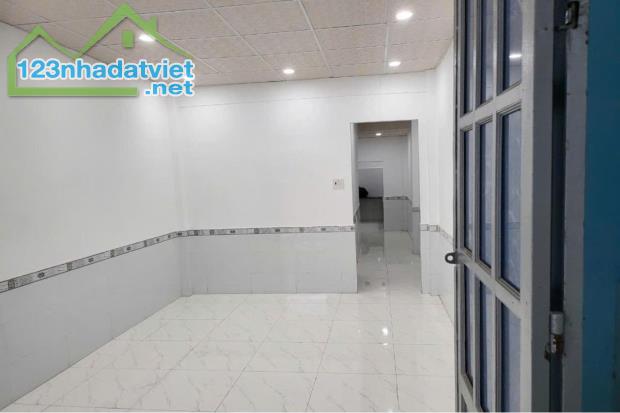 Bán Nhà 2 Tầng, DT Lớn 60m2, Nhỉnh 3 Tỷ Tân Chánh Hiệp Quận 12 - 1