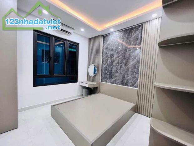 Nhà đẹp lung linh Quang Tiến 36M x 5T, Ô TÔ gần, nở hậu ở sướng 5,82 tỷ - 2