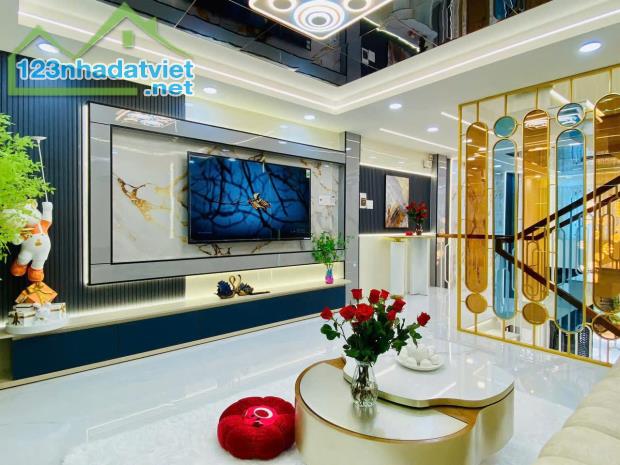 LÊN SÓNG SIÊU PHẨM ĐẾN TỪ ROMA MỘT TRỤC PHẠM VĂN CHIÊU, FULL NỘI THẤT, GIÁ 9,286TY TL - 3