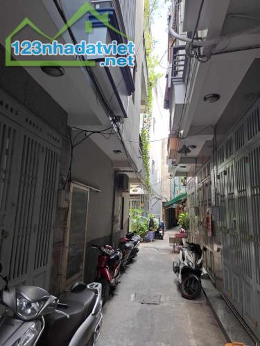3 TẦNG -40M2 -3PN -NGAY CHỢ VẠN NGUYÊN -Q 8 P15