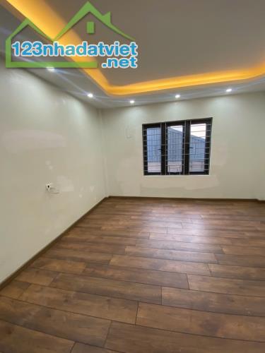 BÁN NHÀ ĐẸP ĐẠI THÀNH - 55M2 - Ô TÔ TRÁNH - 4 TẦNG - GIÁ TỐT! - 2