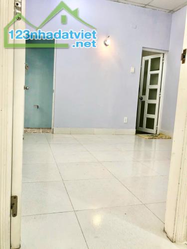 GẤP BÁN VỀ QUÊ - CHÍNH CHỦ - TRÂNG BÌNH TRỌNG - P6 BÌNH THẠNH - 36M - 3 TẦNG KIÊN CỐ - - 1