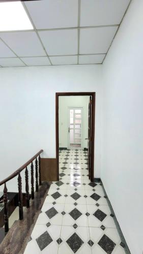 BÁN NHÀ NGUYỄN ẢNH THỦ - NHÀ 2 TẦNG - 5X10M - 3.18 TỶ - CÁCH HẺM XE TẢI 50M - 1