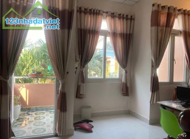Bán nhà 1 Trệt 1 Lầu Dĩ An,đường 2 ô tô,gần TTYT Dĩ An - 3