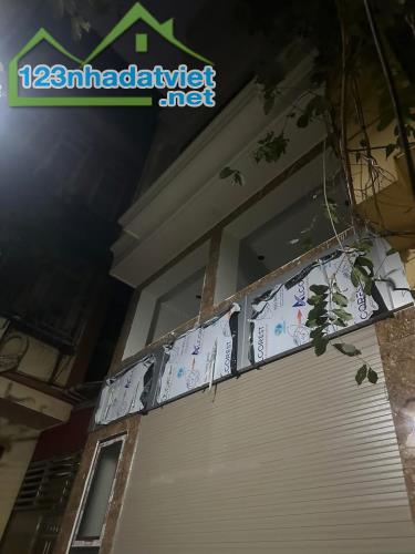 Bán nhà riêng tại Ngũ Hiệp Thanh Trì Hà Nội 34m 5,2 tỷ - 2