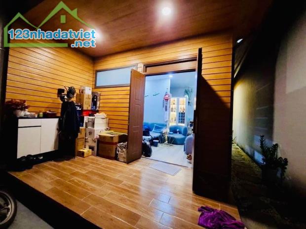 GẤP BÁN - GÒ DẦU HẺM 6M THÔNG - 90M - NGANG 5 NHỈNH 8 � TL - 1