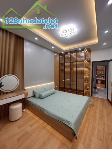 TRUNG TÂM HOÀNG MAI, FULL NỘI THẤT, 40M2 - 5 NGỦ - 2