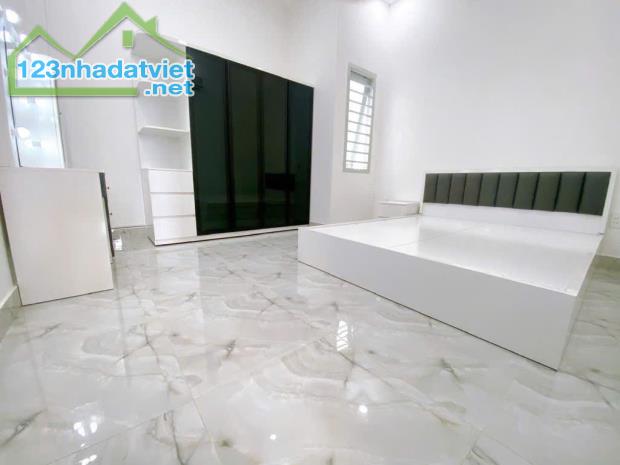 Nhà KDC Nam Khang, Nguyễn Duy Trinh,60m2, khu phân lô, đường 8m, nhỉnh 4 tỷ