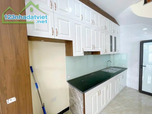 Bán Nhà Ngõ 1 Phố Lụa Vạn Phúc Dt 34m2, Mặt Tiền 4,16m Nhà Mới Đẹp Về Ở Luôn - 3