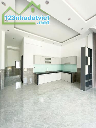 bán gấp căn nhà 100m2 3PN cuối đường Huỳnh Văn Nghệ sổ riêng thổ cư 100% 🏡 - 2