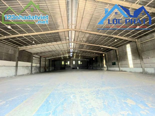 Cho thuê xưởng 2.200m2 P Phước Tân, Tp Biên Hoà, ĐN giá 85 triệu - 3