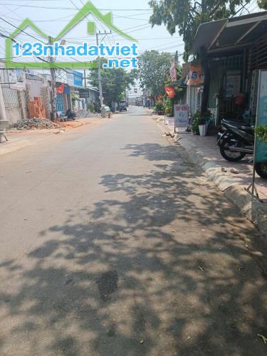 Cần bán căn nhà 259m2 mặt tiền đường Hiền Vương, Tp. Phan Thiết, Tỉnh Bình Thuận gần biển - 2