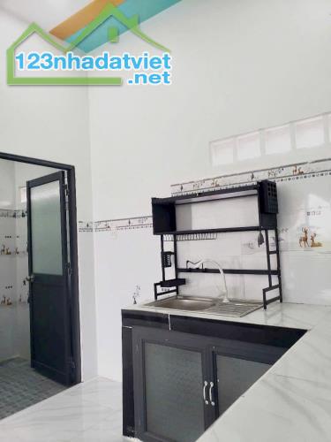 Bán nhà 1 trệt 1 lầu tại Xuân Thới Thượng, Hóc Môn – Giá chỉ 649 triệu - 1