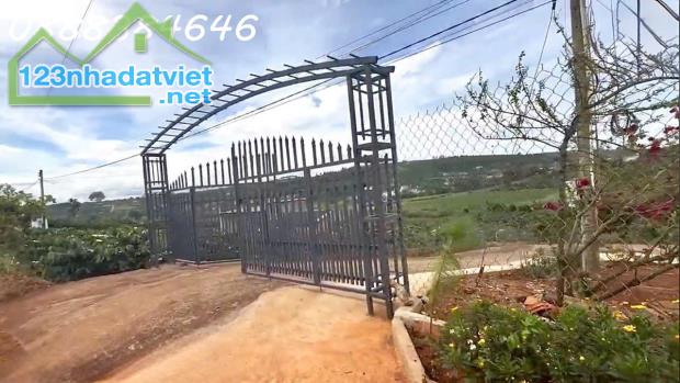 Chính chủ cần bán 3611m2- 400m đất ở ( sẵn nhà cấp 4 ) tại Xã Tân Hà, Lâm Đồng, giá đầu tư - 3