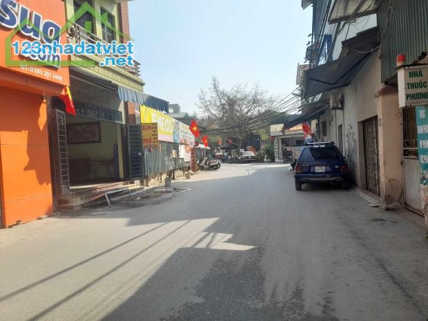 ĐẤT CHÚC SƠN LÔ GÓC ĐƯỜNG 2ÔTÔ TRÁNH KINH DOANH 3.9TỶ - 2