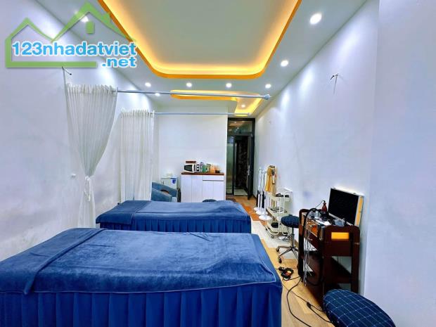 Nhà Đẹp - Phân Lô - Thang Máy - Huỳnh Thúc Kháng - DĐa - Dt : 44m2/7 tầng/3,6mMT*18tỷ - 3