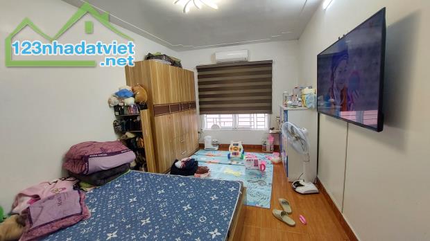 Bán nhà 3,5 tầng Tôn ĐỨc Thắng, Lê Chân,31m2.nở Hậu.FUll NỘi THất, chỉ 1,99 tỷ - 4