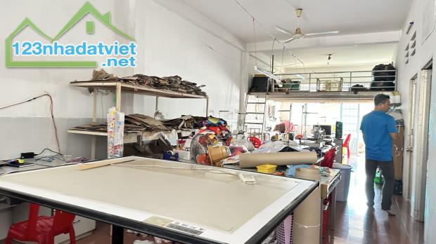 BIỆT THỰ CAO LỖ, NGANG 8M, Ô TÔ NGỦ TRONG NHÀ, SÁT EAON Q8, 186M2 3 LẦU . CHỈ 29 TỶ TL  M - 1