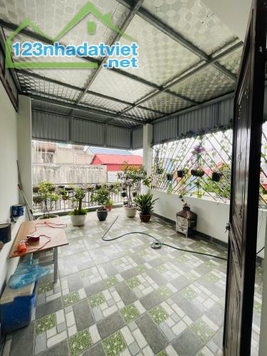 Bán nhà phố Minh Khai 42m2, Nhỉnh 5.5tỷ, Ngõ thông,Kinh doanh,trước nhà rộng ba gác tránh - 3